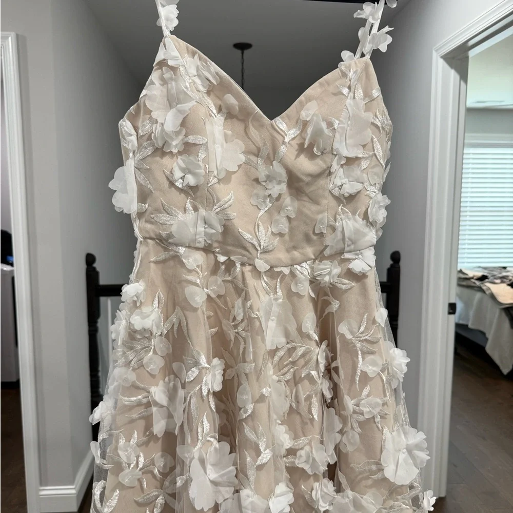 Elliatt White 3D Floral A-Line Mini Dress - Picture 2 of 5